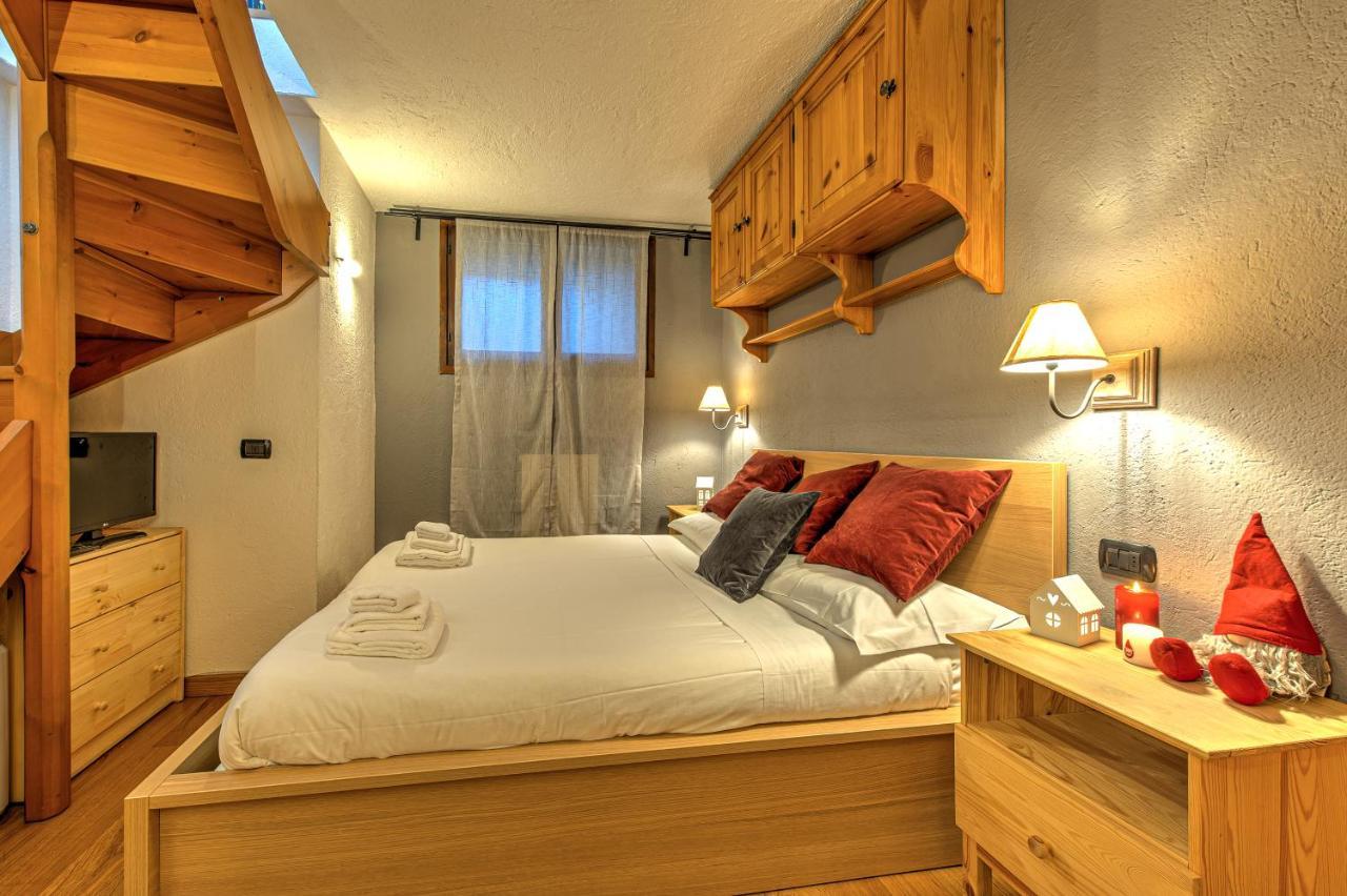 Apartament Casa Julie - Accogliente Rifugio Nella Quiete - Cour 0157 Courmayeur Zewnętrze zdjęcie
