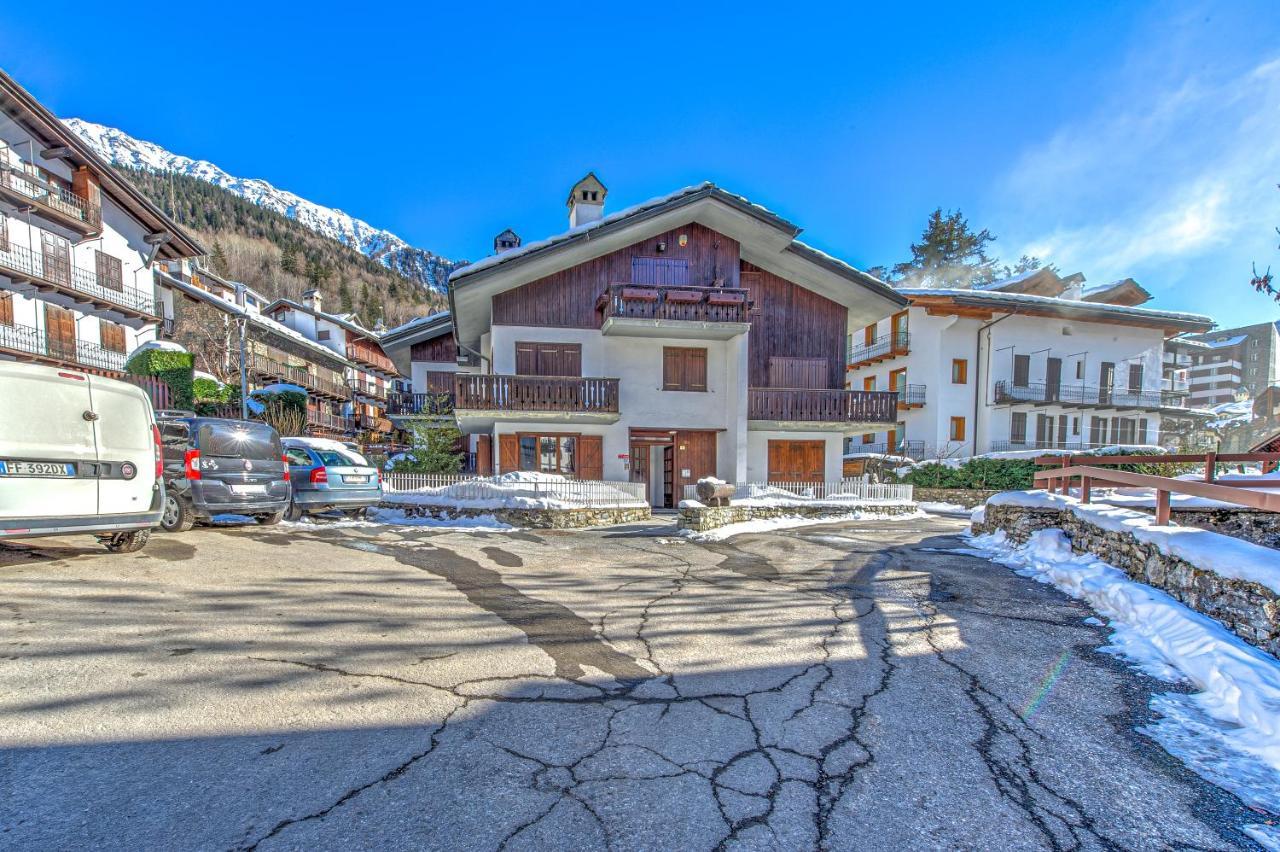 Apartament Casa Julie - Accogliente Rifugio Nella Quiete - Cour 0157 Courmayeur Zewnętrze zdjęcie