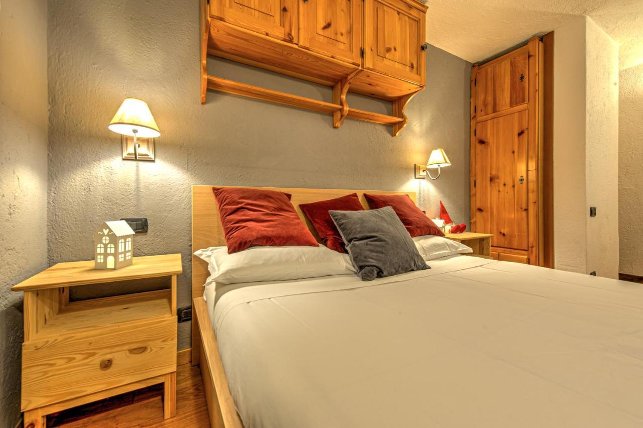 Apartament Casa Julie - Accogliente Rifugio Nella Quiete - Cour 0157 Courmayeur Zewnętrze zdjęcie